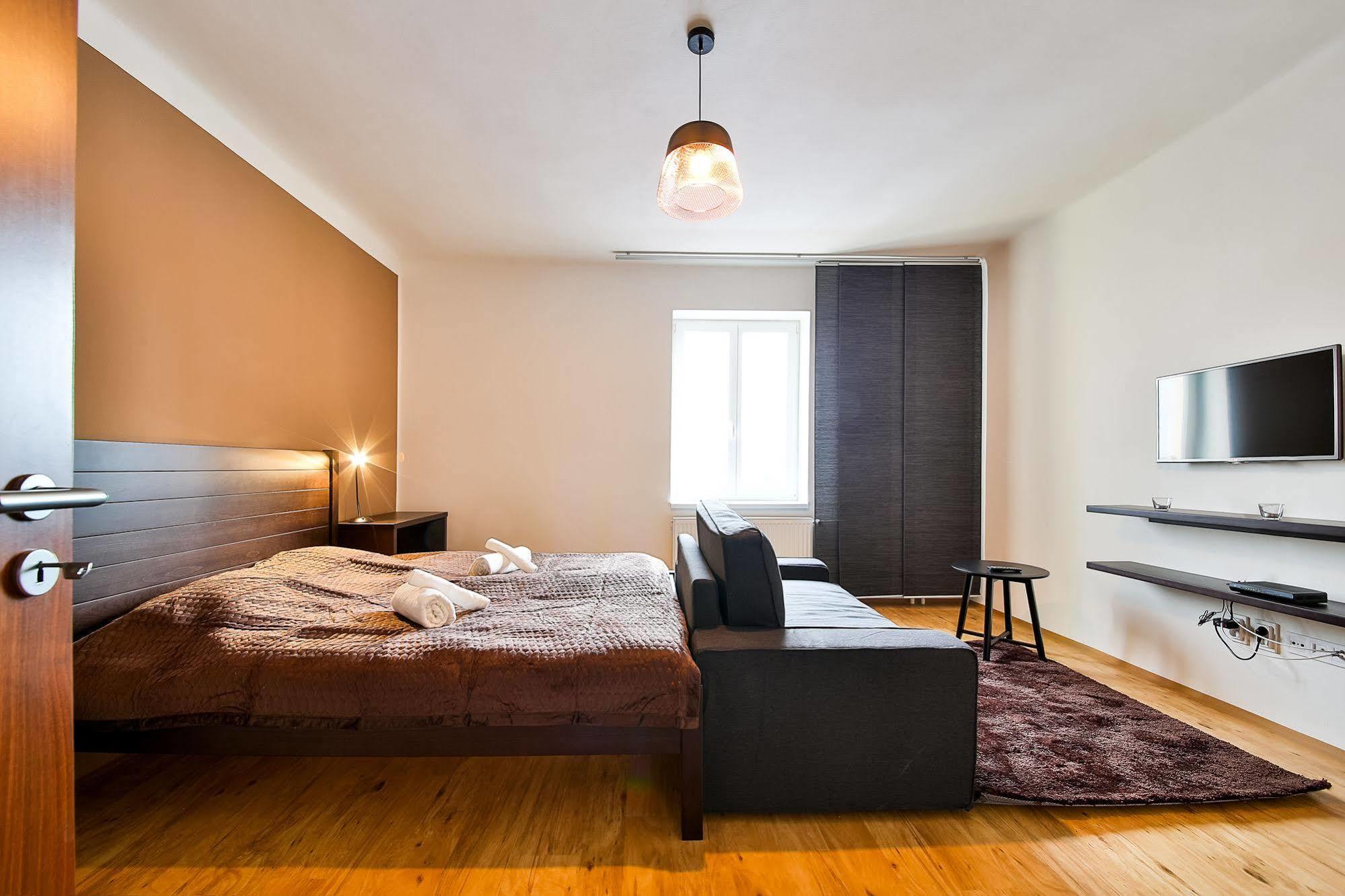 Vitom Apartments Ostrava Bagian luar foto